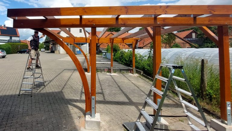 Neues Carport auf dem Enso-Hof